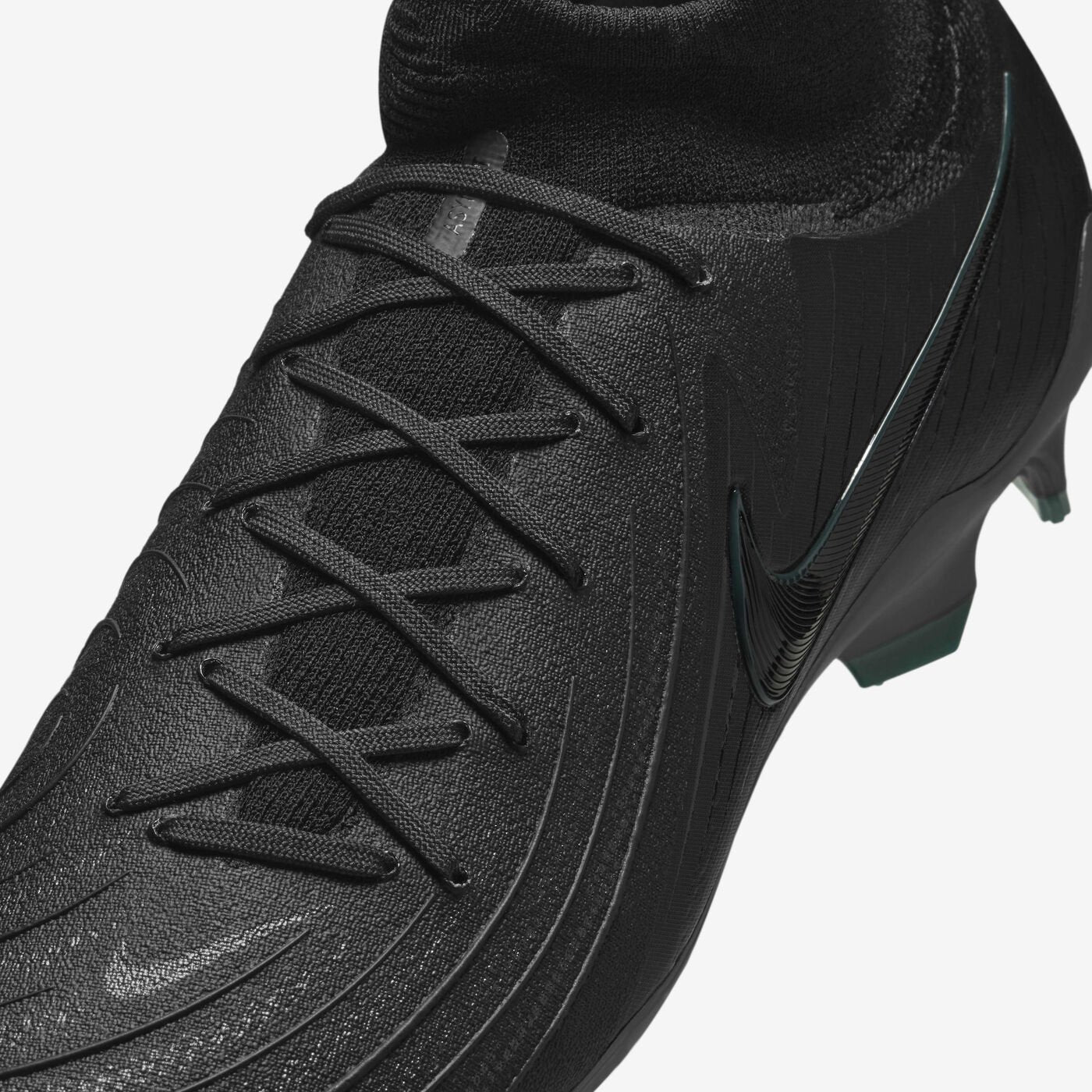 Phantom Luna 2 Pro Firm Ground Football Shoes