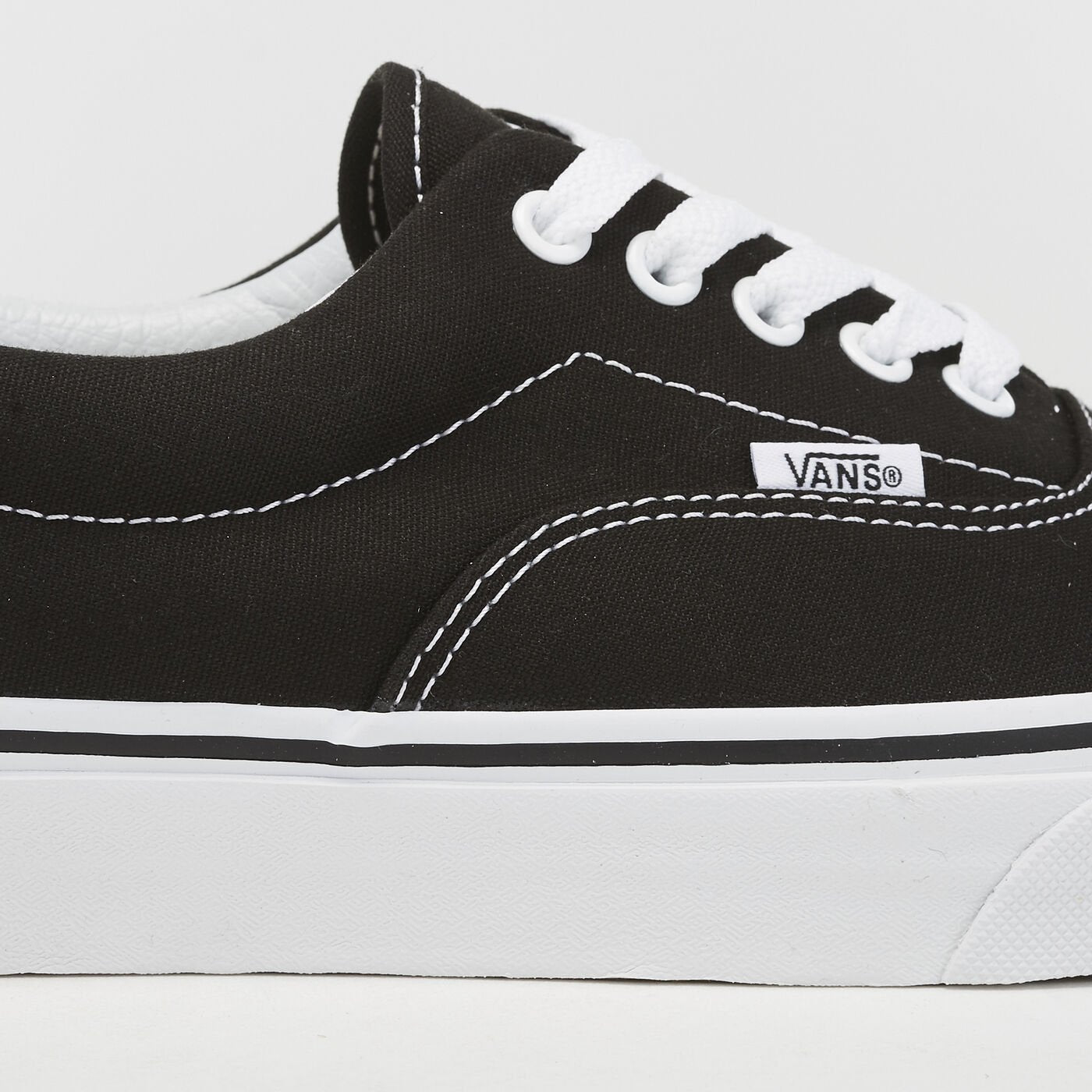 Era Unisex Shoe